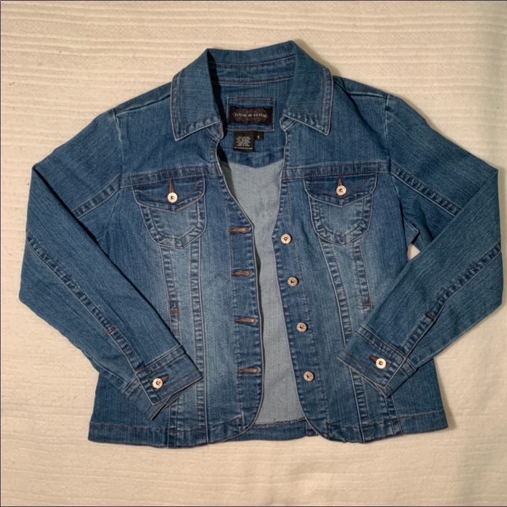 Blue Jean Jacket - Picture 2 of 5